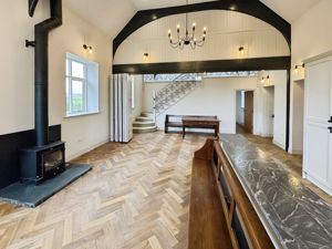 Photo 22- click for photo gallery